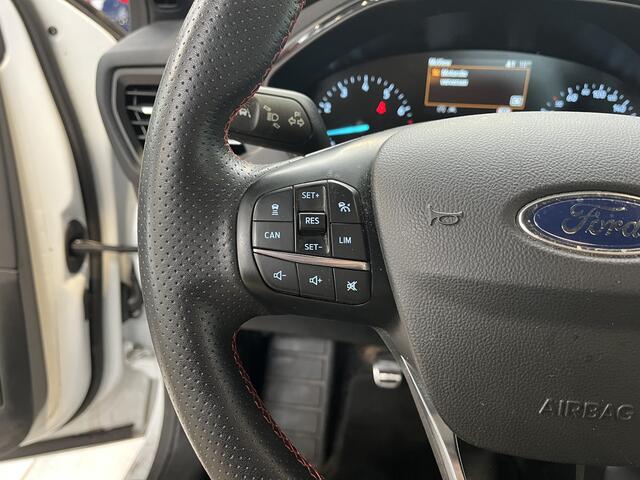 Ford FOCUS Wagon EcoBoost 125PK ST Line Business | Adapt. Cruise | LED | Park. Sens. V+A | Keyless start | Apple/Android Carplay