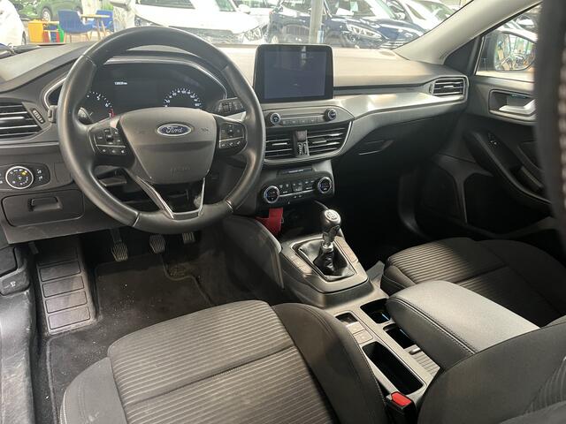 Ford FOCUS Wagon EcoBoost 125pk Titanium | Trekhaak | Keyless | 100% dealer onderhouden | Cruise | Clima |