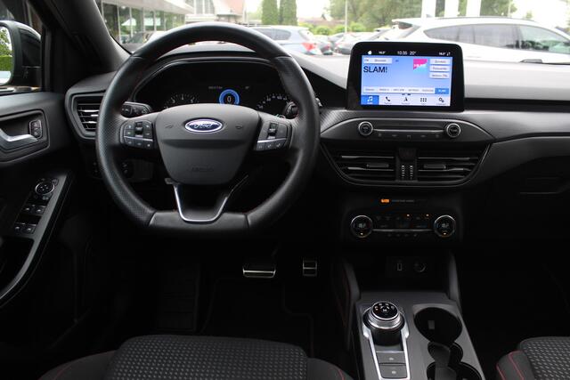 Ford FOCUS Wagon 1.5 EcoBoost ST Line Business / Camera / Navigatie / Keyless / B&O / 17'' / Stuurverwarming / DAB / Dodehoek / Cruise Control