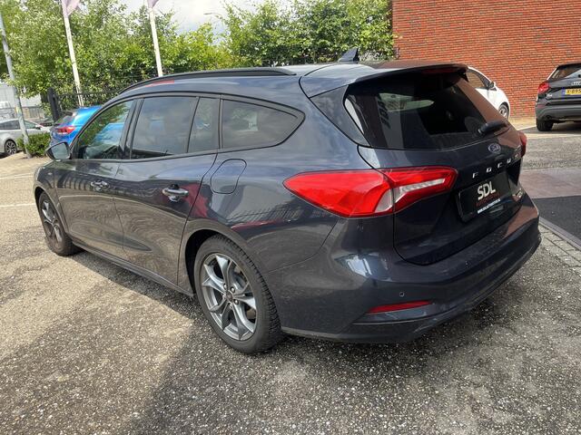 Ford FOCUS 1.0 EcoBoost ST-Line // LED // KEYLESS // B&O SOUND // NAVI+CARPLAY // CAMERA+SENSOREN //