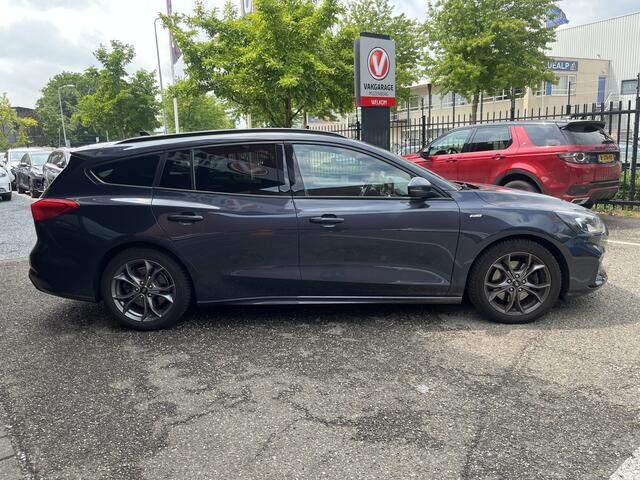 Ford FOCUS 1.0 EcoBoost ST-Line // LED // KEYLESS // B&O SOUND // NAVI+CARPLAY // CAMERA+SENSOREN //