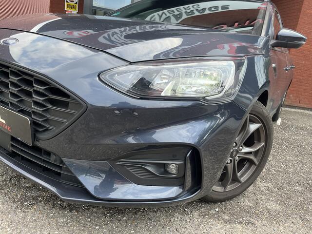 Ford FOCUS 1.0 EcoBoost ST-Line // LED // KEYLESS // B&O SOUND // NAVI+CARPLAY // CAMERA+SENSOREN //