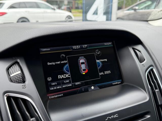 Ford FOCUS BWJ 2016 | 1.5T 150PK ST-LINE Red Edition NWE APK | AIRCO | NAVI | CRUISE | SPORTSTOELEN | TWO TONE | LICHTMETAAL | PDC