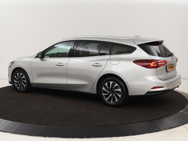 Ford FOCUS 1.0 EcoBoost Hybrid Titanium Style | Stoel & stuurverwarming | Camera | Full LED | Carplay | Climate control | Navigatie | Park Assist | Getint glas