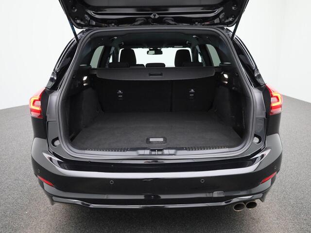 Ford FOCUS Clipper 1.0 EcoBoost ST Line Style Automaat | Navigatie | Parkeersensoren & Camera | LM Velgen |