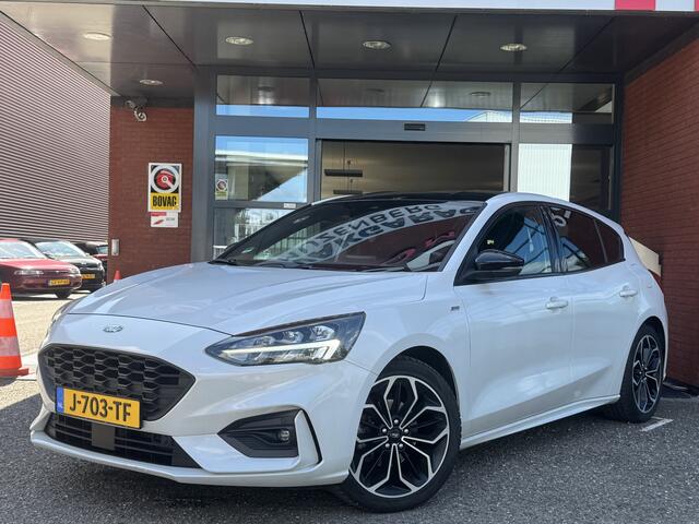 Ford FOCUS 1.5 EcoBoost ST Line Business // NAVI // CAMERA // CLIMA // CRUISE // STOELVERWARMING //