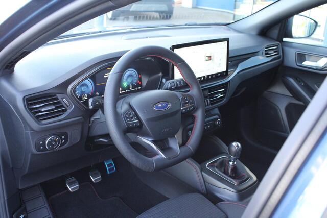Ford FOCUS Wagon 1.0 EcoBoost Hybrid ST Line X | SCI | 125pk | Winterpack | Driver Assistance pack | 18 inch Licht metaal | Incl 2.500,- Ford Voordeel