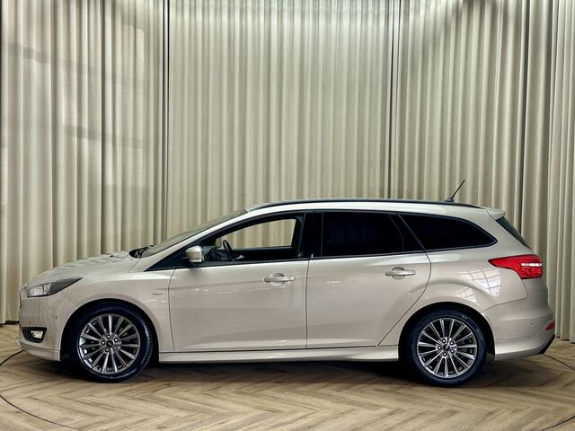 Ford FOCUS Wagon 1.0 *ST-Line* Nieuwe Motor / Stoel/Stuurverwarming / Navigatie / PDC / Bluetooth / 17"LMV