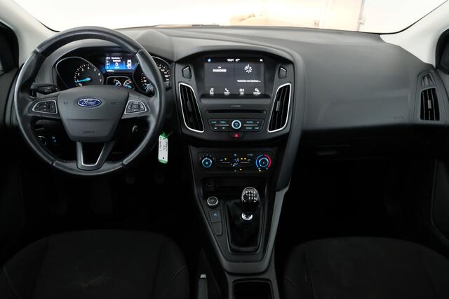 Ford FOCUS Wagon 1.0 Titanium | CLIMA | CRUISE | CARPLAY | PDC |