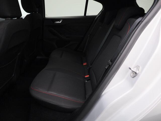 Ford FOCUS 1.0 EcoBoost ST Line | All-Seasonbanden | Winter Package | Camera | PDC Voor + Achter | Sync 4 | Full-Map Navigatie | LED-Verlichting | Cruise Control & Snelheidsbegrenzer | Apple Carplay & Android Auto