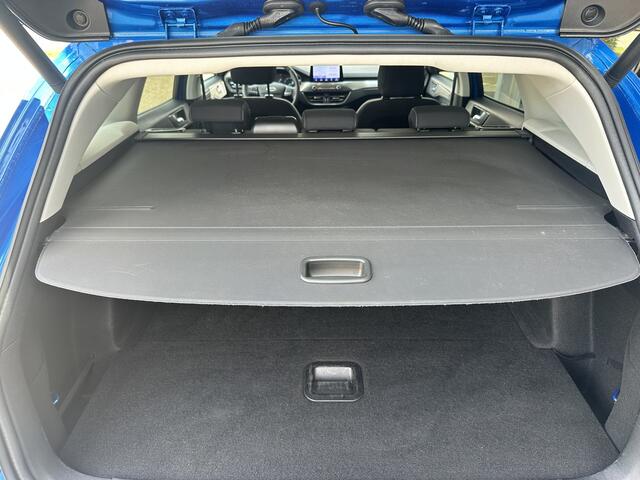 Ford FOCUS Wagon 1.5 EcoBoost Vignale TECHPAK, WINTERPACK, TREKHAAK!!