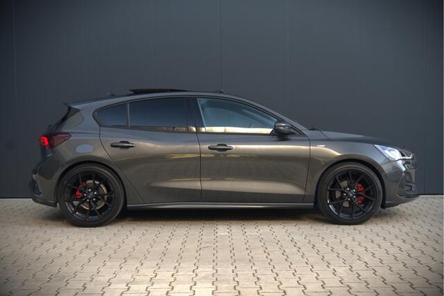 Ford FOCUS 1.0 EcoBoost Hybrid ST Line X | Bang & Olufsen | Panoramadak | Stuurverwarming | Stoelverwarming | Dodehoekdetectie | Adaptive Cruise Control | Camera | Elektrische Stoel | Keyless | LED | B&O | Leer | Automaat | BTW | Fa