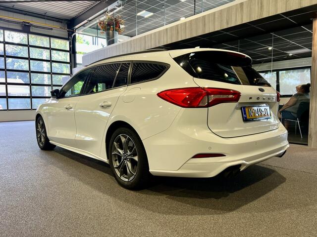 Ford FOCUS Wagon 1.0 EcoBoost ST Line Business Navigatie | Apple Carplay/Android | Cruise control |