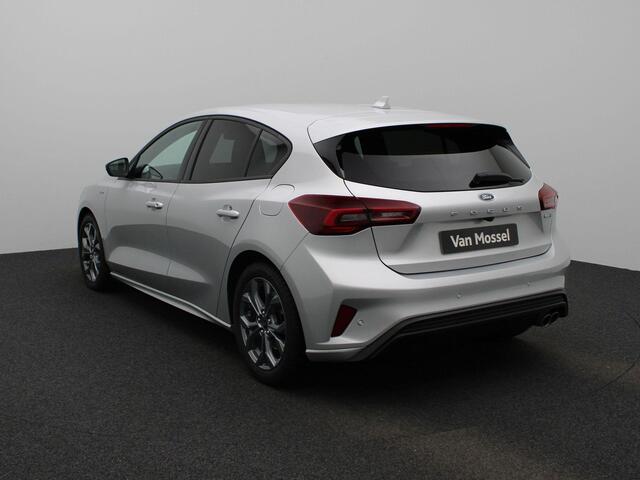 Ford FOCUS ST Line 1.0 125Pk | Navigatie | Apple & Android Carplay | Parkeersensoren Voor & Achter | Camera | Climate Control | Privacy Glass | Cruise Control | Stoel & Stuur Verwarming | Verwarmbare Voorruit | All Season Banden |