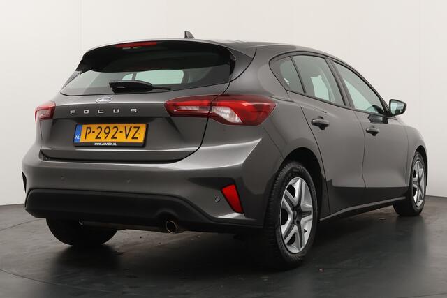 Ford FOCUS BWJ 2022 1.0 100 PK EcoBoost Connected AIRCO / CRUISE / NAVI / BLUETOOTH / PDC / SPORTSTOELEN / MULTIFUNCT. STUUR