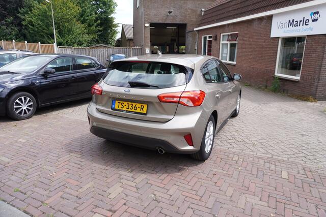 Ford FOCUS 1.0 EcoBoost Trend Edition Business NAVI CARPLAY STOEL- EN STUURVERWARMING