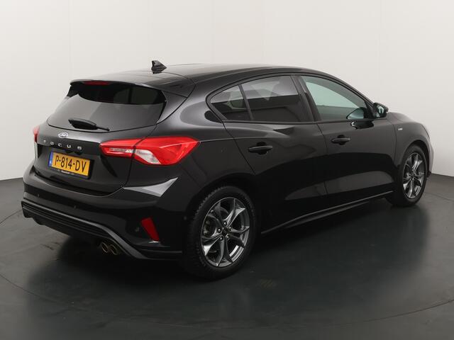 Ford FOCUS ST-line Ecoboost 125PK automaat | Camera | Winterpakket | Adap. Cruise | PDC | LED |