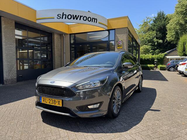 Ford FOCUS Wagon 1.5 ST-Line Airco Navi Carplay