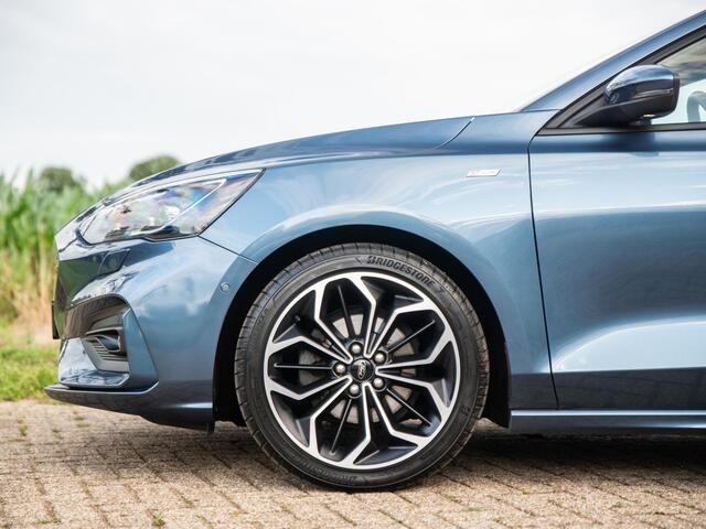 Ford FOCUS 1.5 EcoBoost ST Line Pano B&O ACC Keyless