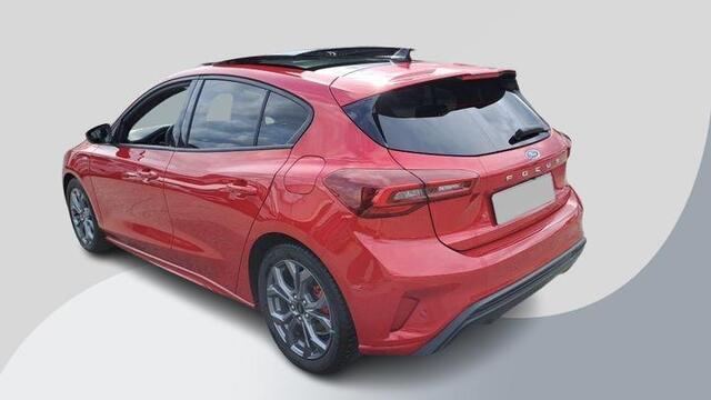 Ford FOCUS 1.0 EcoBoost Hybrid ST Line X 155pk | Winterpack | Panoramadak | Matrix LED | SYNC 4 Navigatie | All Weather Banden