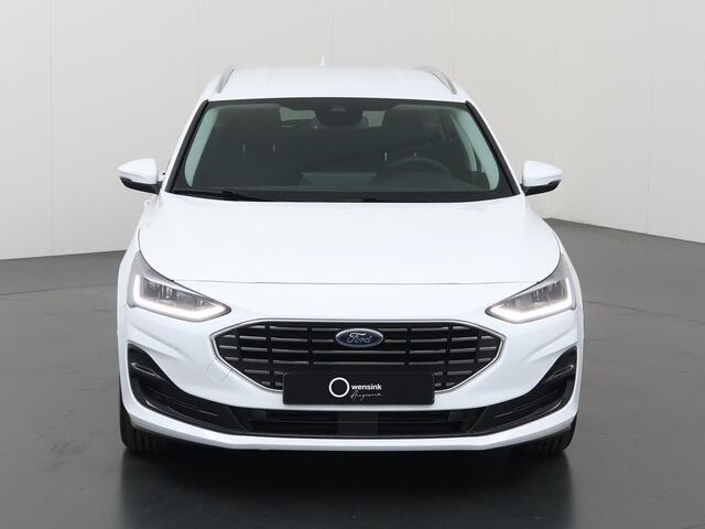 Ford FOCUS 1.0 EcoBoost Hybrid Titanium | Winterpack | Cruise Control Adaptief | Parkeercamera | Climate Control |