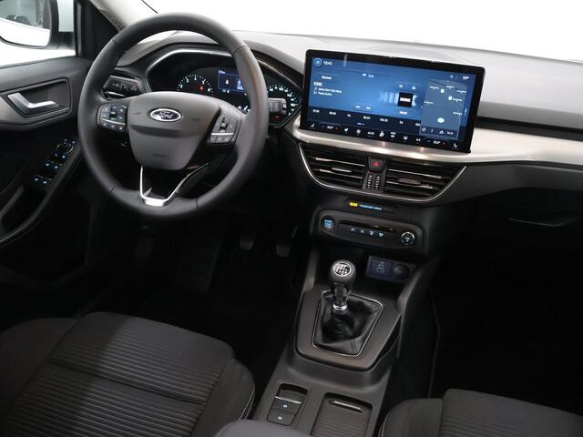 Ford FOCUS 1.0 EcoBoost Hybrid Titanium | Winterpack | Cruise Control Adaptief | Parkeercamera | Climate Control |