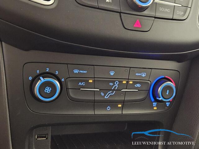 Ford FOCUS Wagon 1.0 Trend Edition, navi, PDC, Bluetooth, cruise, verw. voorruit, trekh.,1e eig, NL-dealerauto