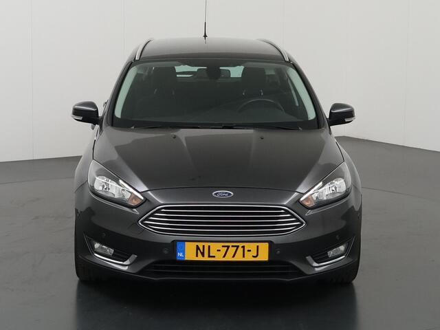 Ford FOCUS Wagon 1.0 Titanium | Trekhaak | Navigatie | Climate Control | Cruise Control |