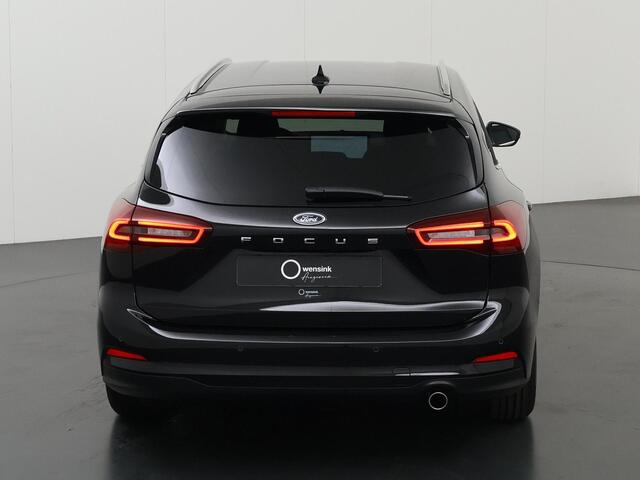 Ford FOCUS Wagon Titanium 1.0 Ecoboost Hybrid 125pk | Navigatie | Climate Control | Apple/Android Carplay | Cruise Control |