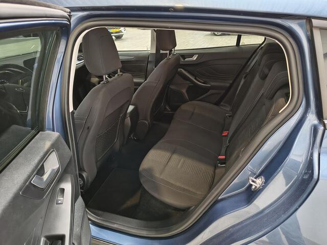 Ford FOCUS Wagon EcoBoost 125PK Hybrid Active X Business | Winter Pack I Keyless I Camera I Autopark I All seasonbanden