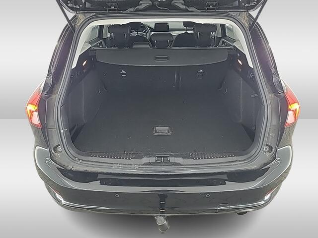 Ford FOCUS Wagon 1.0 EcoBoost Titanium Business (126 PK) 1e-Eig. & Keurig-Onderh. BOVAG-Garantie. NL-Auto.