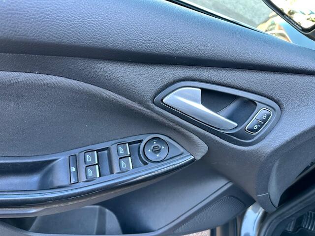 Ford FOCUS Wagon 1.0 Titanium
