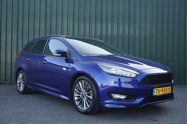Ford FOCUS Wagon 1.0 Ecoboost 140pk ST-Line + Navi/ PDC/ 17inch/ All season/ Schitterend! / Garantie!