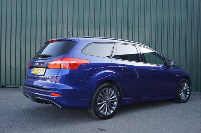 Ford FOCUS Wagon 1.0 Ecoboost 140pk ST-Line + Navi/ PDC/ 17inch/ All season/ Schitterend! / Garantie!