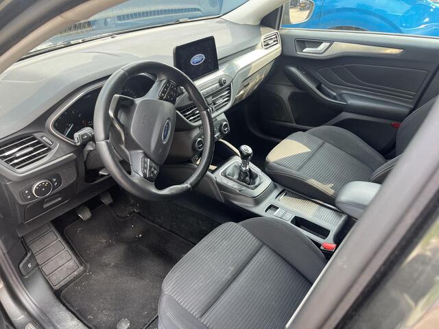 Ford FOCUS Wagon 1.0 EcoBoost Titanium Business 125pk Trekhaak | Adaptieve Cruise | Winterpack | Adaptieve LED Koplampen | Achteruitrijcamera