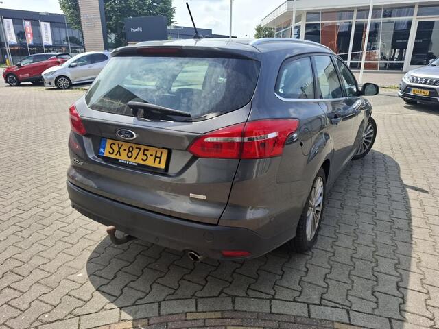 Ford FOCUS 1.5 Titanium Trekhaak/Camera/Navi/Apple/AndroidAuto