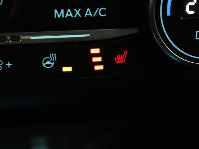 Ford FOCUS 1.5 EcoBoost ST Line | Panoramadak | Head-Up | Trekhaak | Stoel & stuurverwarming | Adaptive cruise | Camera | Keyless | B&O Sound | Park Assist | Carplay | Navigatie | Comfortstoelen