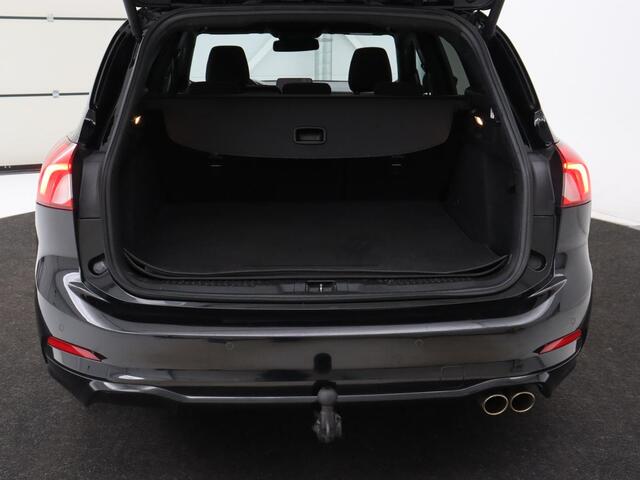 Ford FOCUS 1.5 EcoBoost ST Line | Panoramadak | Head-Up | Trekhaak | Stoel & stuurverwarming | Adaptive cruise | Camera | Keyless | B&O Sound | Park Assist | Carplay | Navigatie | Comfortstoelen