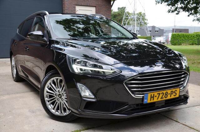 Ford FOCUS Wagon 1.0 EcoBoost Titanium Business Navi/Pdc/Ecc/Led/Achteruitrijcamera/Stoel&stuur verwarming/Cr-Controle/Privacy-Glass/Lmv/Trekhaak