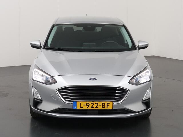 Ford FOCUS 1.0 EcoBoost Hybrid Titanium X Business | Winterpakket | Nacvigatie | Keyless Go | Climate Control | Cruise Control |