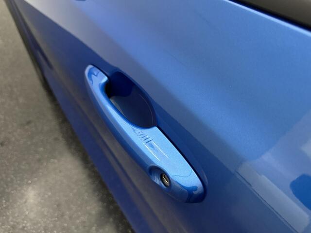 Ford FOCUS Wagon 1.0 EcoBoost Hybrid Active X , Winter Pack, Driver Assistance Pack, Full LED, 4 Season banden