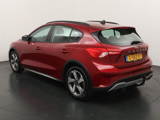 Ford FOCUS EcoBoost 125 pk Active | Trekhaak | Winter Pack | Camera | LED | AGR stoel | Adapt. cruise