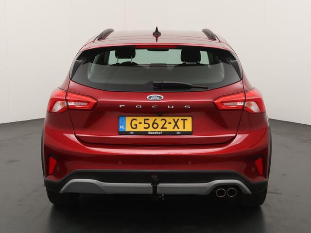Ford FOCUS EcoBoost 125 pk Active | Trekhaak | Winter Pack | Camera | LED | AGR stoel | Adapt. cruise