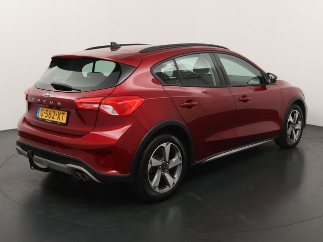 Ford FOCUS EcoBoost 125 pk Active | Trekhaak | Winter Pack | Camera | LED | AGR stoel | Adapt. cruise