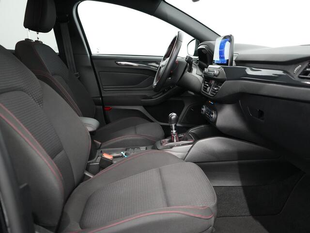 Ford FOCUS Wagon 1.5 EcoBoost Active Business ST-line | Trekhaak | B&O | Winterpakket