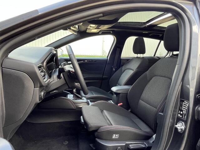 Ford FOCUS Wagon 1.0 EcoBoost Hybrid ST Line X | Navi/Clima/Adapt.Cruise/Camera/Pano.Dak/Elektr.wegklapbare Trekhaak