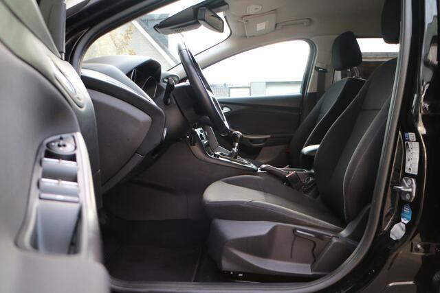 Ford FOCUS Wagon 1.0 Titanium | Navi | Camera | Stuurverw. |