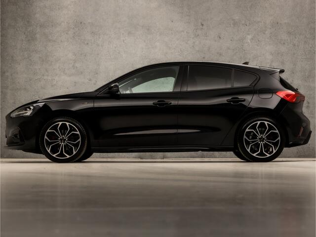 Ford FOCUS 1.0 EcoBoost ST Line Business (APPLE CARPLAY, GROOT NAVI, STUUR/STOELVERWARMING, CAMERA, LED KOPLAMPEN, SPORTSTOELEN, KEYLESS, NIEUWSTAAT)