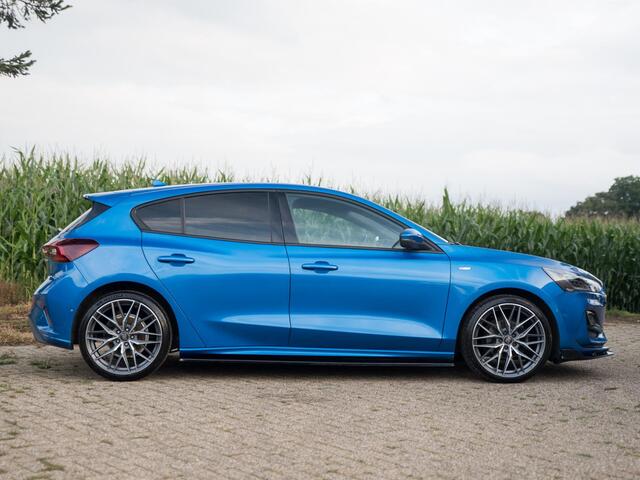 Ford FOCUS 1.0 EcoBoost Hybrid ST Line X ACC Keyless Stoelv