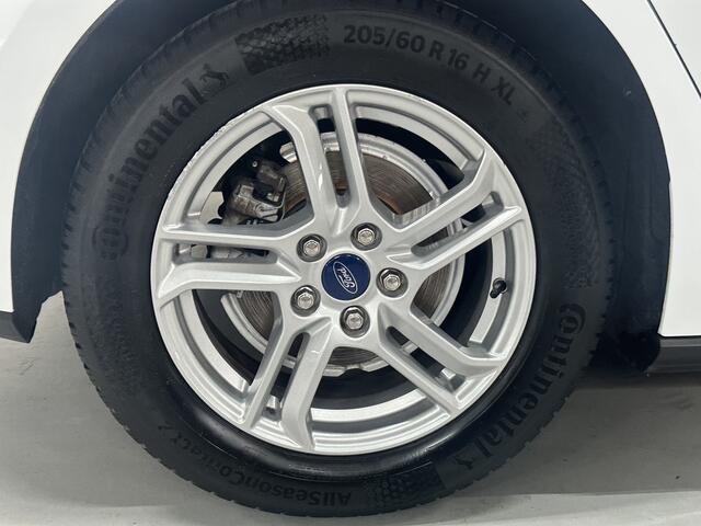 Ford FOCUS 1.0 EcoBoost Titanium Business CLIMA / NAVI /CRUISE /TREKHAAK